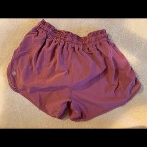Lululemon hotty hot short